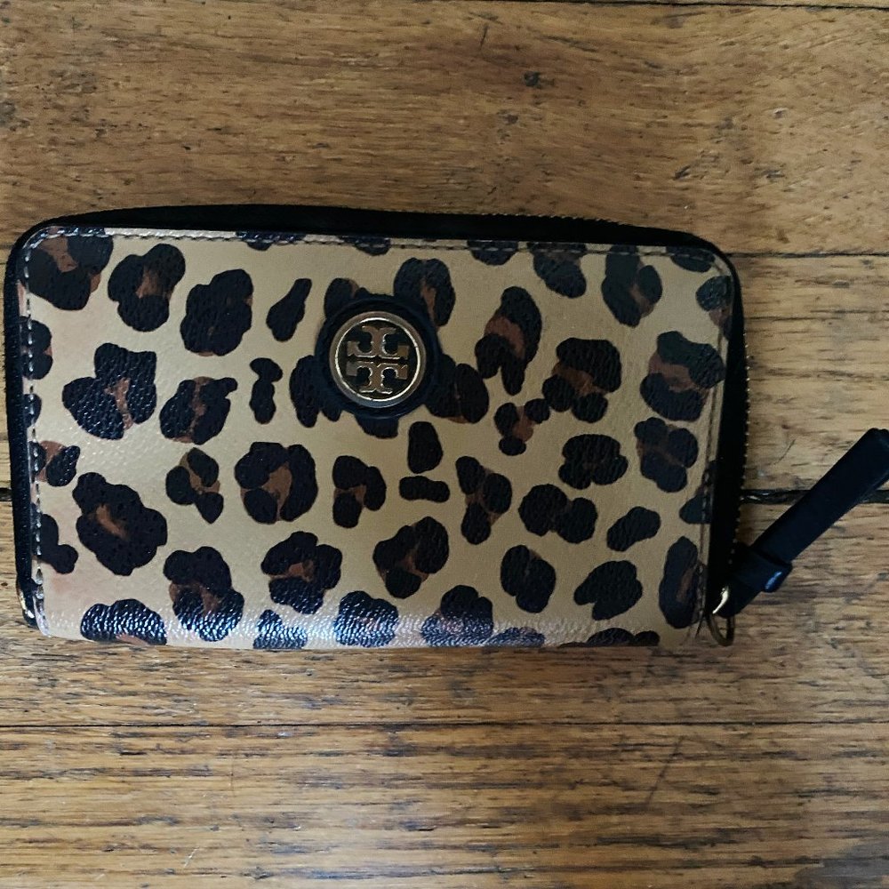 Tory Burch Cheetah Wallet